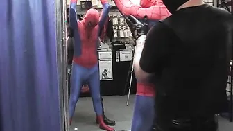 Sucking Spiderman