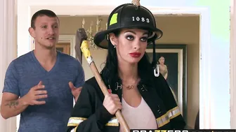 Starring porn video – Shes Gonna Squirt - Putting Out The Fire scene starring Angelina Valentine and Mr. Pete