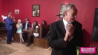 Four porn video – Foursome at the concert