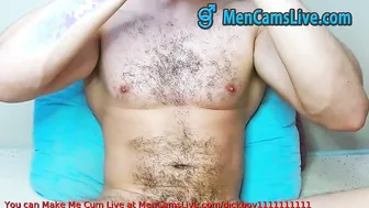Great Muscle Bear masturbating Part 4 doing a Cam Show