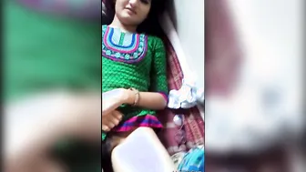 Indian Aunty for more video join our telegram channel @desi41