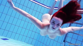 Fun Serbian babe Katrin Privsem swims naked and horny