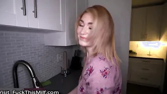 Fucking My Hot Step-Sis Before She Moves Away for College 4