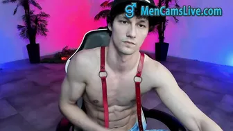 Sexy Muscle Dirty masturbating Part 4 doing a Cam Show