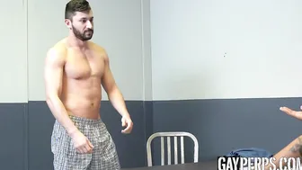 Detained jock sucks cock and rawrides to escape from custody