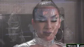 I stumbled upon a hot asian tgirl alien