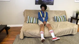 Dorky Darien Joins The Casting Couch