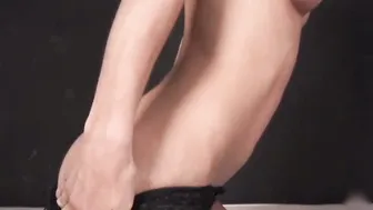 Super Sexy Bj - The Queen At The Boner two