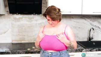 Sweet-As-Candies MILF - Older Woman Fucked By Young Stud