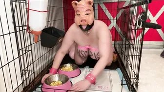 Pising porn video – Eager piss licker sprays and fucks itself