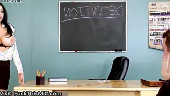 Audrey Bitonis's Lesbian Tutorial - How to Seduce Your Teacher in Class