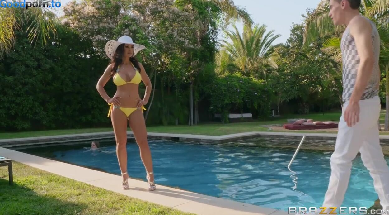 Lisas Pool Boy Toy