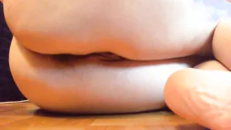 Hardcore Peeing Suffering on the Floor do you want to Swallow All?