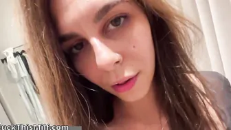 Fucked with a stranger in the fitting room while my boyfriend was at work