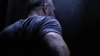 Attractive stepson dicksucking daddy at gloryhole