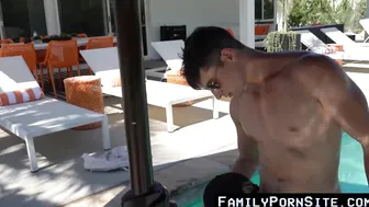Expected porn video – Jack Bailey a horny twink nailed the attractive athlete Taylor Reign