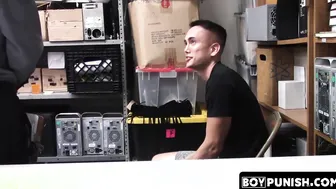 Muscle Criminal Rough Sex with Cop - Police Officer Fucks Muscled Thug Raw