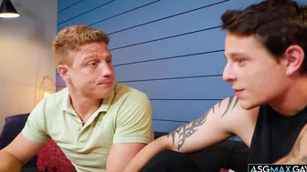 Two roommates having raw gay sex