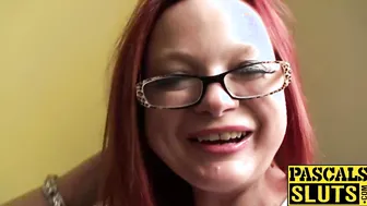 Redhead nympho slag Summer Angel Lee does what shes told