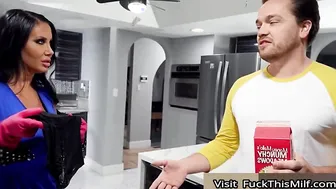 Kyle Mason Is A Lazy College Student And His New Stepmom is naughty 7