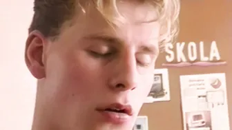 Teacher anal fucks student in the classroom
