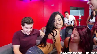 Natural tits teen Valentina Jewels pussy fucked by hard BBC