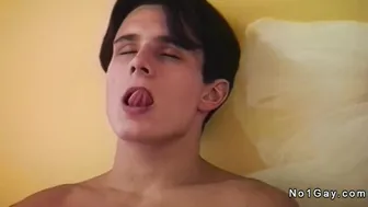 Gay dancers anal fuck and cum in the gym