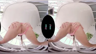 VRHUSH Cindy Shine has no underwear on and is ready