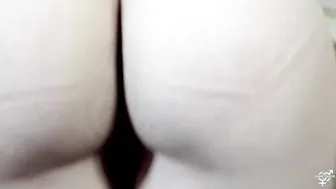 Stepdad fucks teens while she’s resting