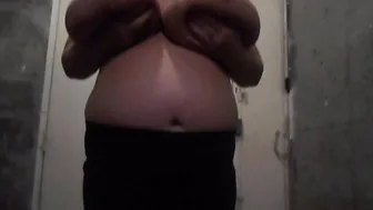 Valérie 115D french bbw hanging monster tits (slow motion)