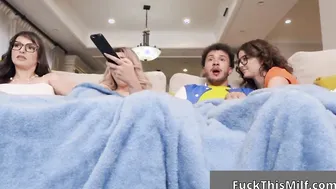 Nymphos Lexi Luna  Leana Lovings Wait For Chloe Surreal To Leave  Share Her Bfs Di 6