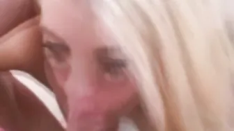 Pretty blonde babe Brittney sucking off the dick is great