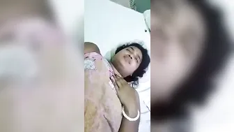 INDIAN DESHI HOMEMADE  WIFE FUCK