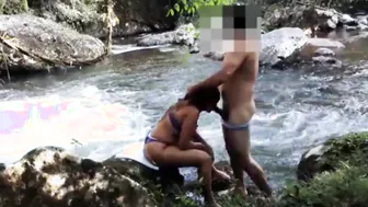 Fucking a Dark Hair with a Long Butt inside the Woods Public