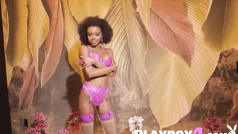 Big tits Muse Naadia posing in lingerie