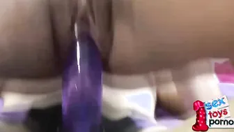 Andrea Kelly seduces her black roommates