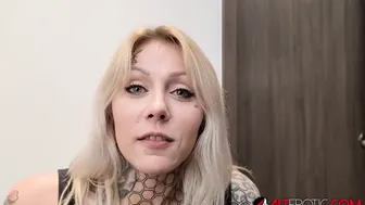 Nayomi Sharp Giving a Blowjob Before Tattooing herself