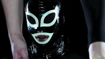 Footfetish Extreme - eat the dirt of your mistress feet - best feet domination