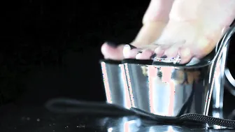 Footfetish Extreme - eat the dirt of your mistress feet - best feet domination