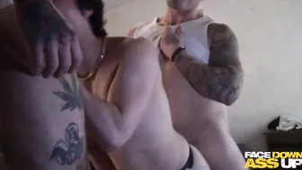 PIGS CUM KNOCKIN