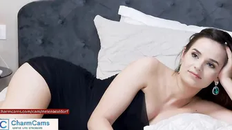 Live show no charge Round Natural Tits