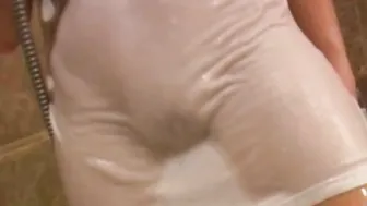 awesome solo dream babe getting naked for the fun of it