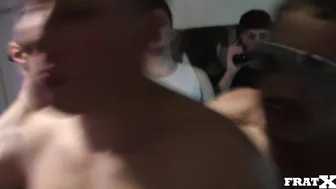 POUND DAT ASS