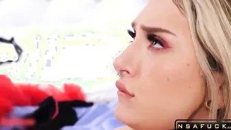 Bombshell Skylar Vox Fucks her Step Dad