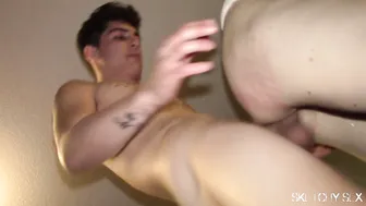 THIRSTY HOLE