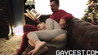 Family Holiday Tradition #3 (Christmas Edition): A Cozy Night In With The Smiths