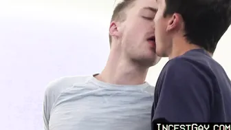 Together porn video – Stepdad got stepsons sans protection and gets together with his companion
