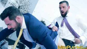 Two elegant men use their day to fuck at work and love it