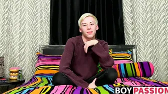 Solo twink Jax Marnell drills ass with toy and wanks cock