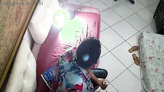Negrão dotado coloca Paty Bumbum para mamar